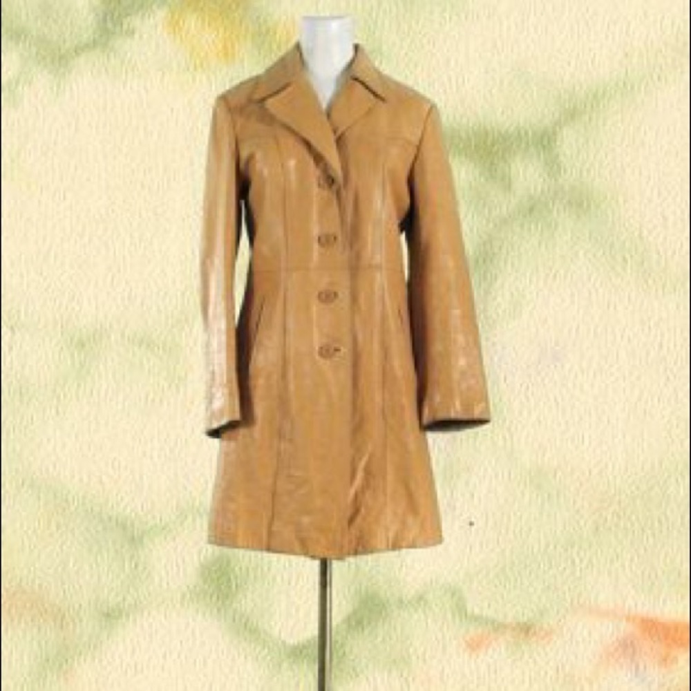 Buttery soft leather short trench - Picture 1 of 6